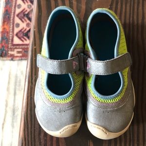 PLAE Emme Shoes. Strap over. Size 12.5